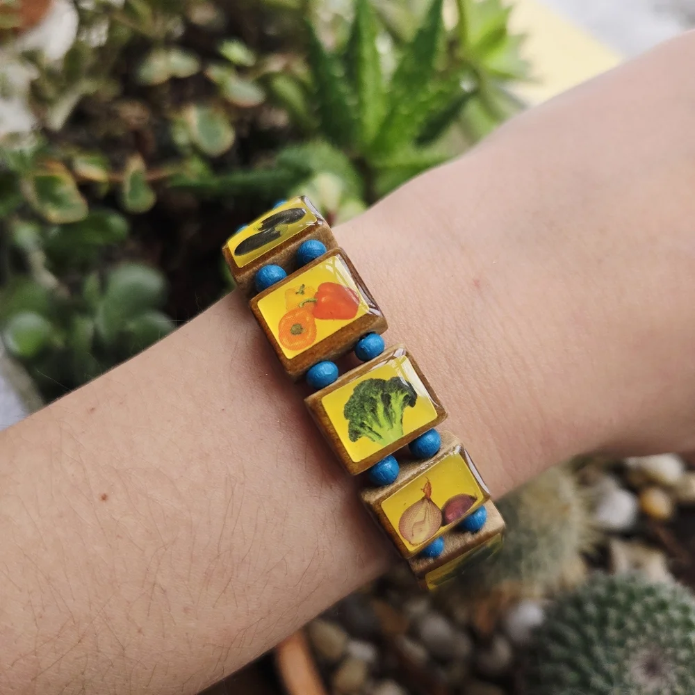 Vintage Vegetable Boho Bohemian Wooden Bead Beaded Stretch Bracelet
